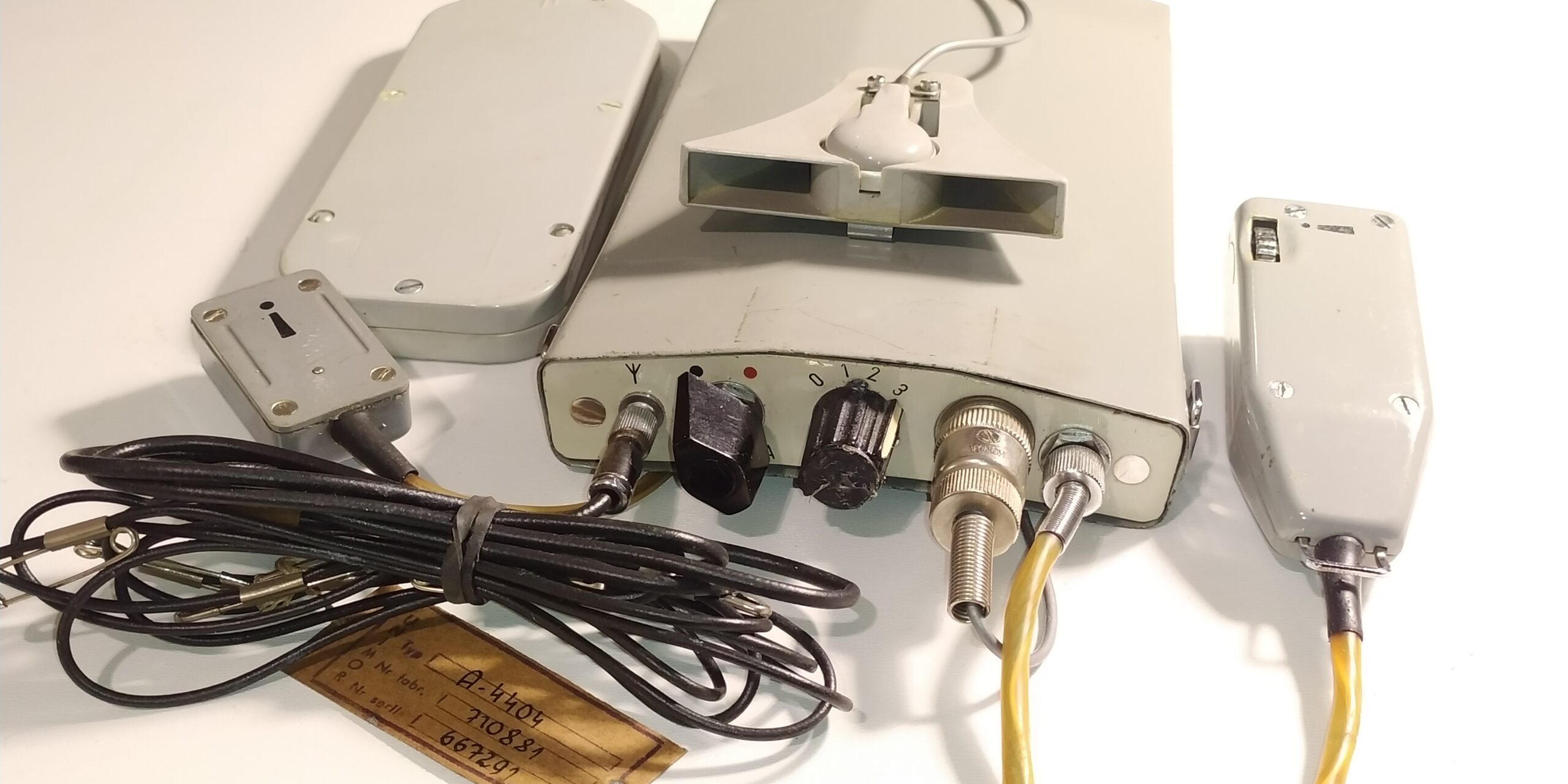 Radiotelefon kamuflowany R4421 Radmor