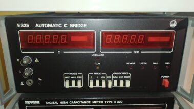 Automatyczny mostek pojemności Eureka E325