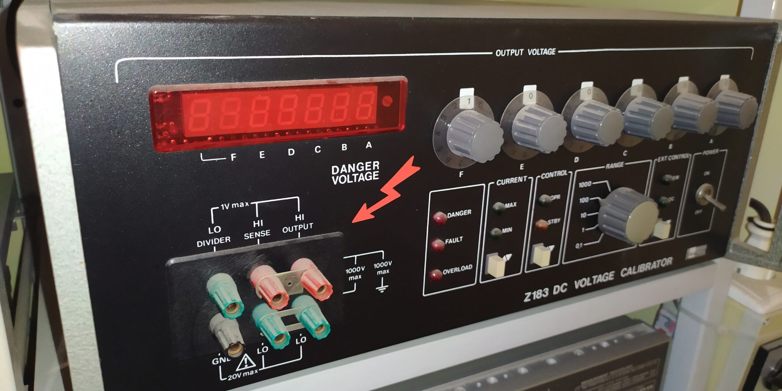 Kalibrator napięcia Z-183 Meratronik