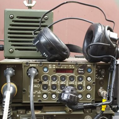 Radiostacja PRC-600 z zestawem słuchawkowym