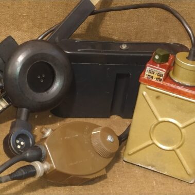 Radiostacja R-147