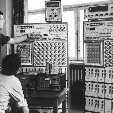 Analogowa maszyna licząca MA-48
